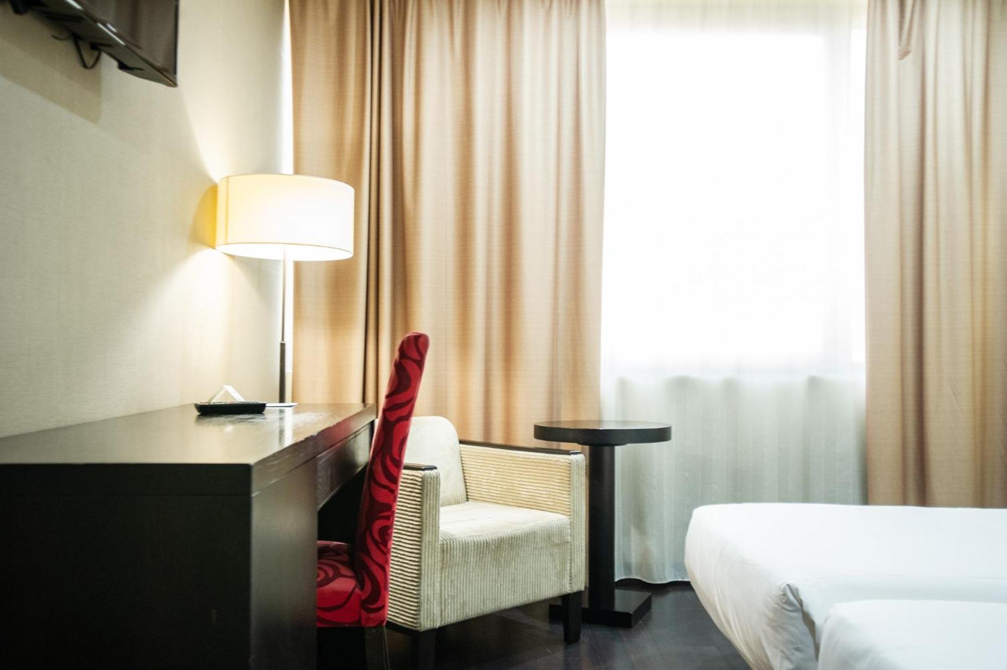 Azz Asturias Langrehotel & Spa Лангрео Екстериор снимка